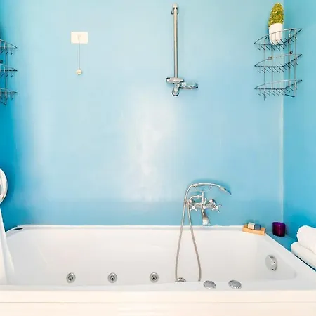 Lägenhet Principe House, Rome, 3 Bedroom 2 Bath, Elegant Full Of Light