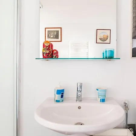 Principe House, Rome, 3 Bedroom 2 Bath, Elegant Full Of Light * Рим